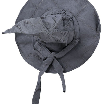 Troldmandsbarn med grå hat