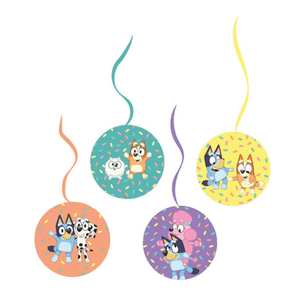 4 BLUEY HNG SWRL DCR 24"L van Unique koop je bij Partywinkel