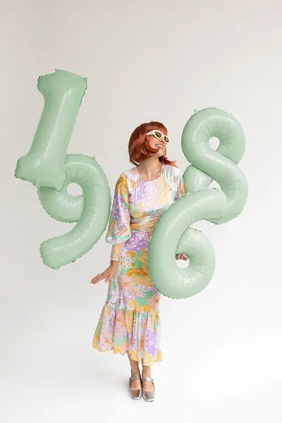 6 Jaar Cijfer Ballon Mintgroen Leeg 72cm van Partydeco koop je bij Partywinkel
