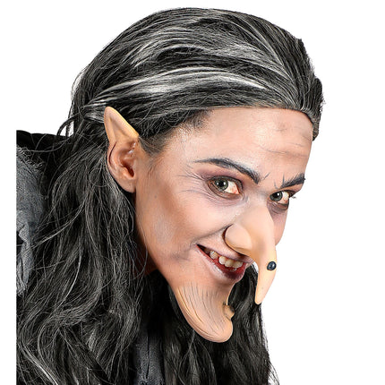 Halloween-heks med falsk næse