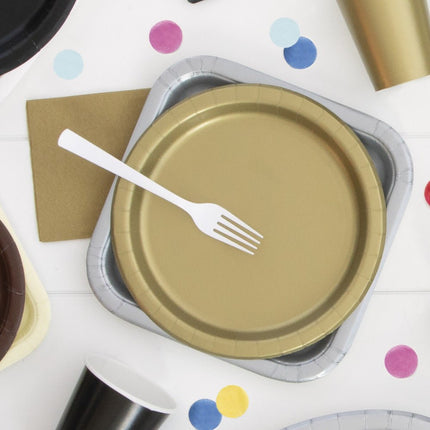 Borden Vierkant Zilver 23cm 14st van Unique koop je bij Partywinkel