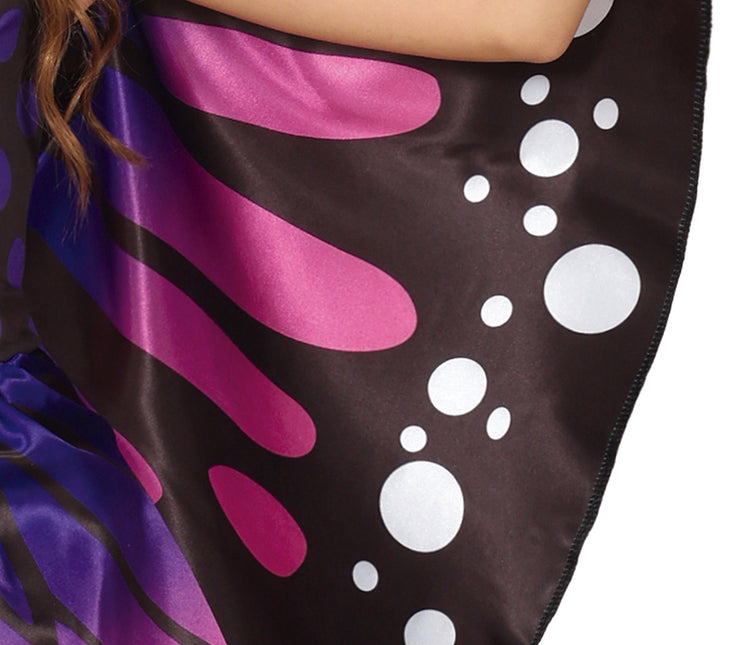 Sommerfuglekjole pige