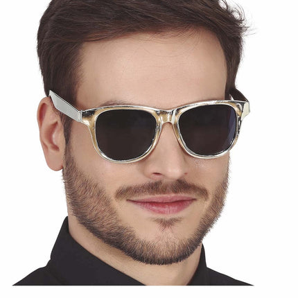 Sølvfarvede briller