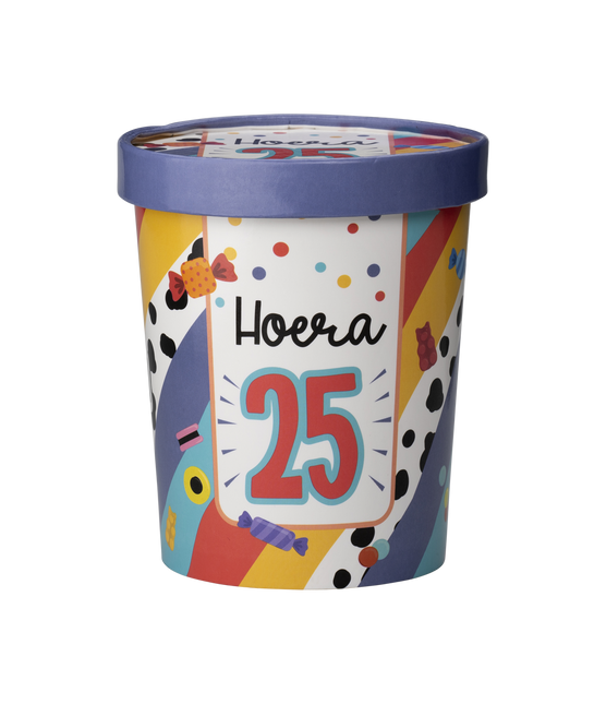 Farvet slikbakke 25 år 12 cm