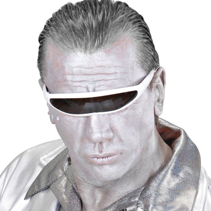 Hvide, sorte briller