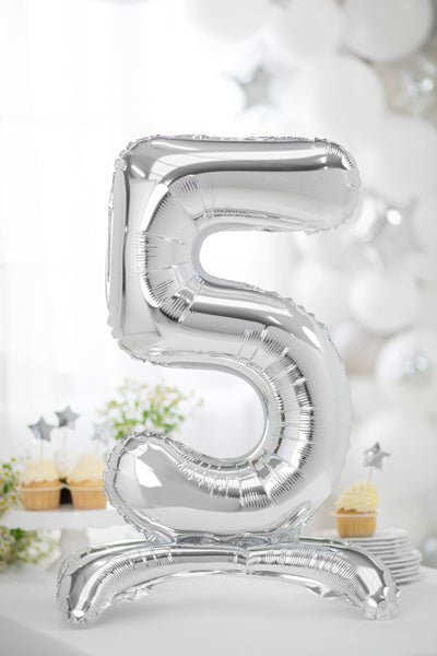 Folie Ballon Cijfer 5 Zilver Standaard Leeg 70cm van Partydeco koop je bij Partywinkel