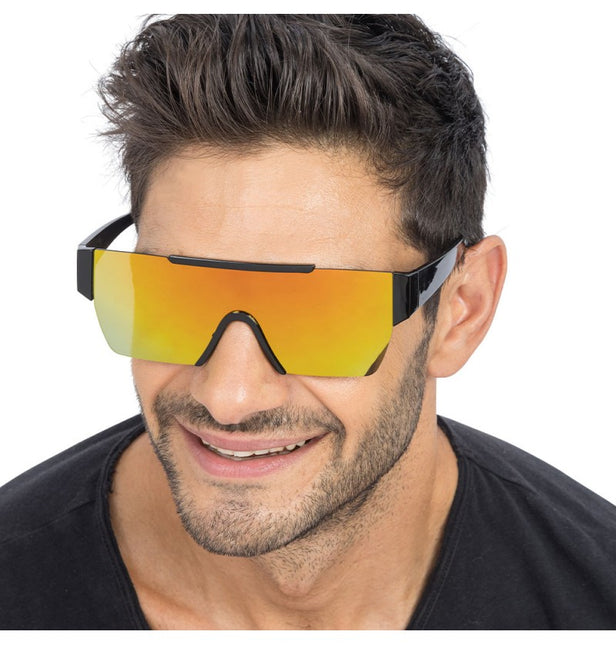 Briller med spejleffekt i guld - 15 cm x 15 cm x 5,2 cm