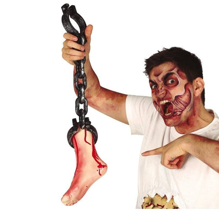 Halloween Geketende Voet 65cm van Fiestas Guirca koop je bij Partywinkel