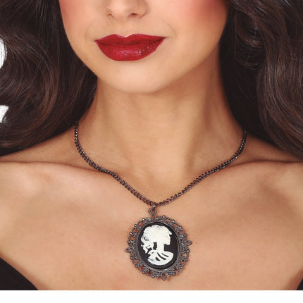 Halloween Ketting Medaillon 5cm van Fiestas Guirca koop je bij Partywinkel