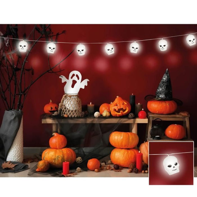 Halloween Lichtslinger Doodshoofden 1,8m van Fiestas Guirca koop je bij Partywinkel