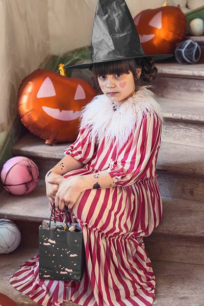 Halloween Zwarte Uitdeeltasjes 18cm van Partydeco koop je bij Partywinkel