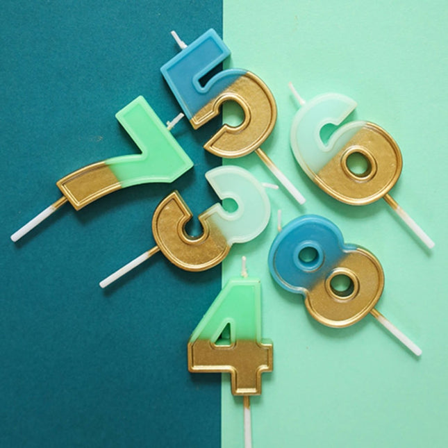 Kaars 8 Jaar Retro Blauw 5cm van Folat koop je bij Partywinkel