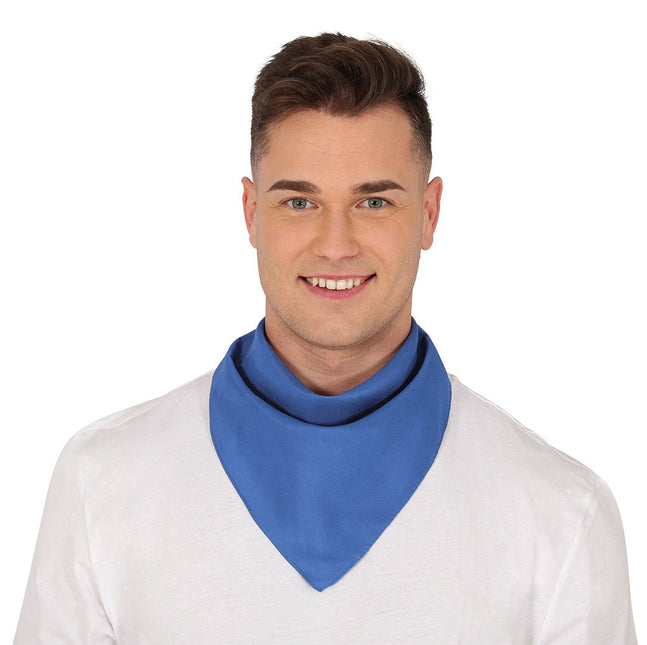 Lichtblauwe Bandana 54cm van Fiestas Guirca koop je bij Partywinkel