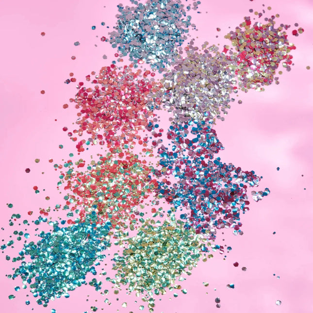 Moon Glitter Mystic Bio Chunky Glitter Blossom 3g van Moon Creations koop je bij Partywinkel