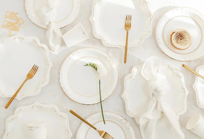 Papieren bordjes met versiering, wit, 23 cm van Partydeco koop je bij Partywinkel