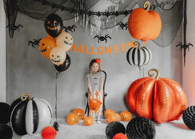 Pompoen Helium Ballon Zwart Wit Leeg 39cm van Partydeco koop je bij Partywinkel