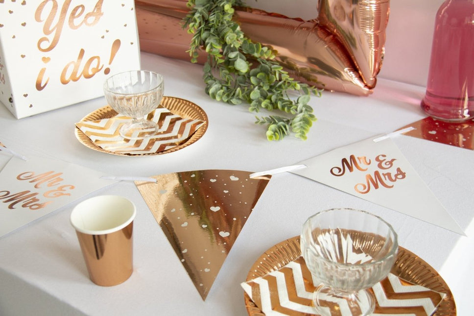 Rose Gouden Bekers Metallic Karton 250ml 8st van Folat koop je bij Partywinkel