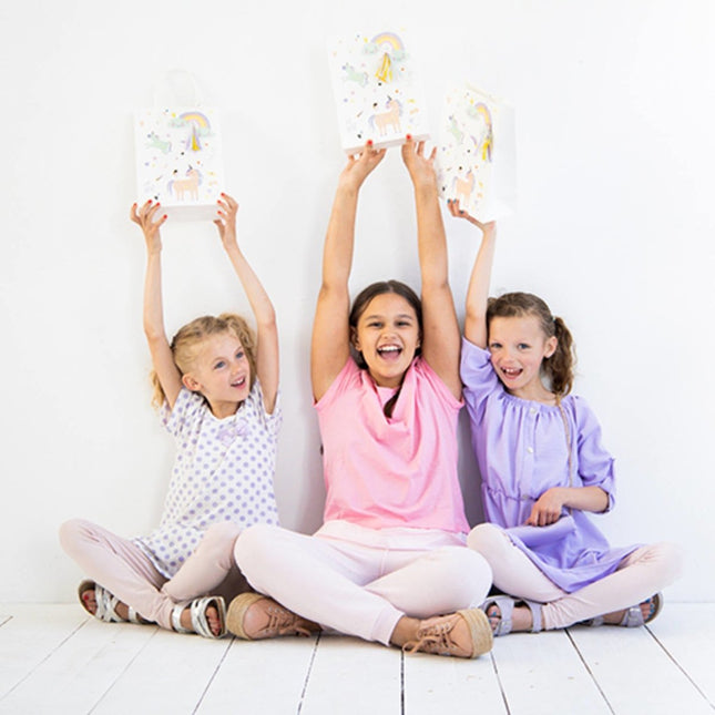 Unicorn Uitdeelzakjes Rainbows 6st van Folat koop je bij Partywinkel