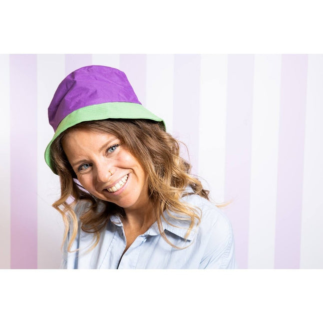 Vissershoed Colorblock Paars/Groen van Folat koop je bij Partywinkel