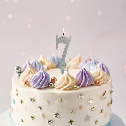Zilveren Kaars 7 Jaar Glitter 12,5cm van Fiestas Guirca koop je bij Partywinkel