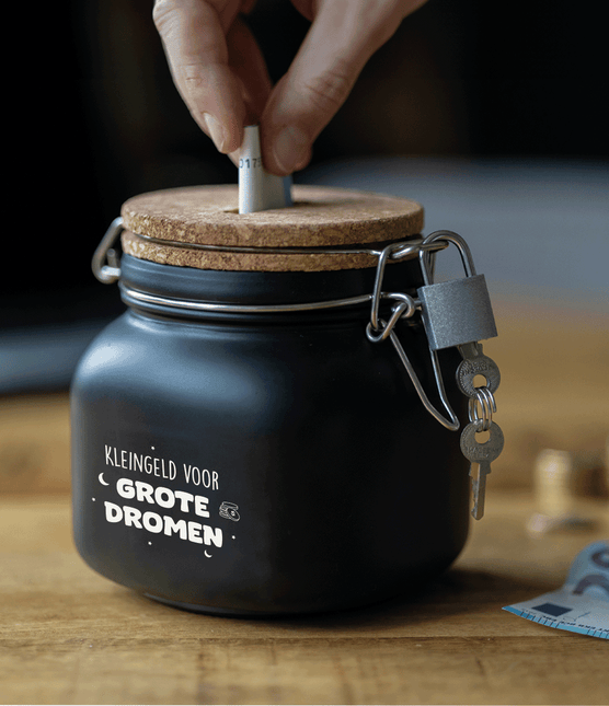 Zwarte Spaarpot Grote Dromen 12,5cm van Paper Dreams koop je bij Partywinkel