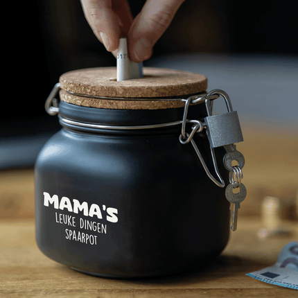 Zwarte Spaarpot Mama 12,5cm van Paper Dreams koop je bij Partywinkel